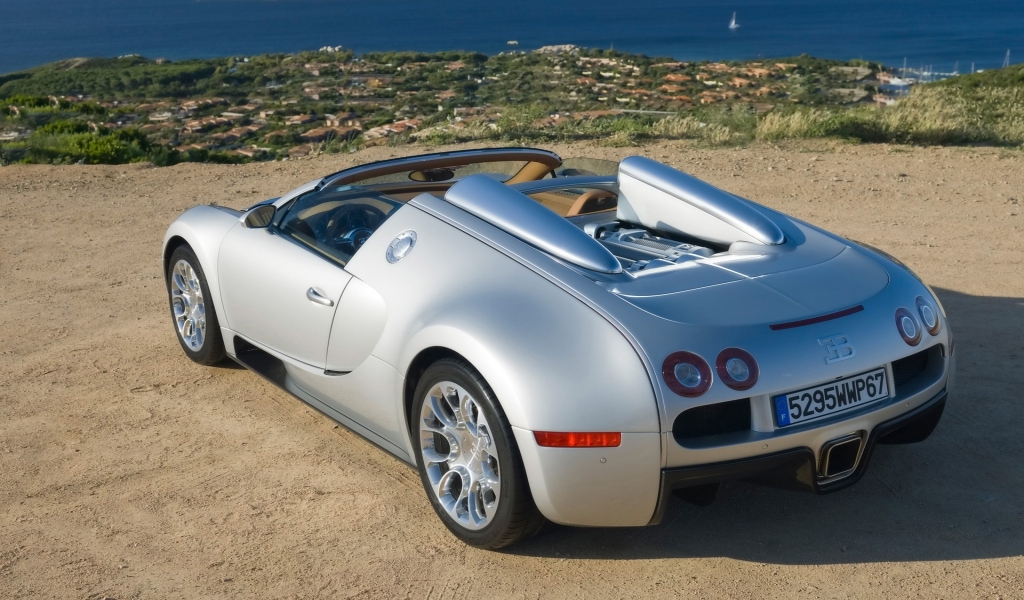 Bugatti Veyron 16.4 Grand Sport in Sardinia 2010 - Rear Angle for 1024 x 600 widescreen resolution