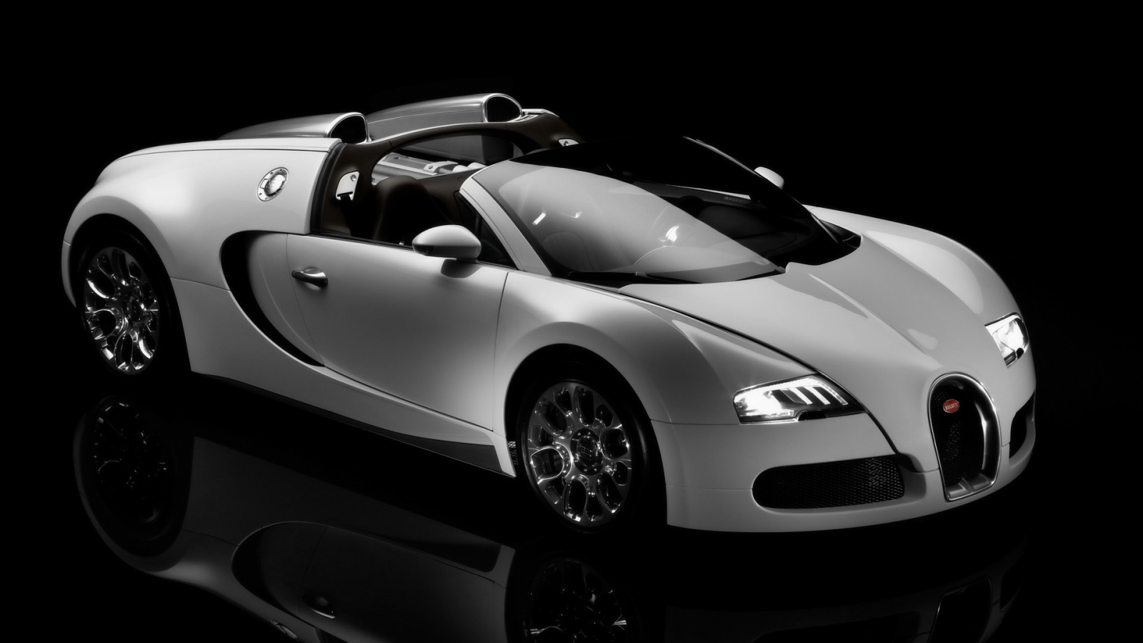 Bugatti Veyron 16.4 Grand Sport Production 2009 - Studio Front And Side for 1600 x 900 HDTV resolution