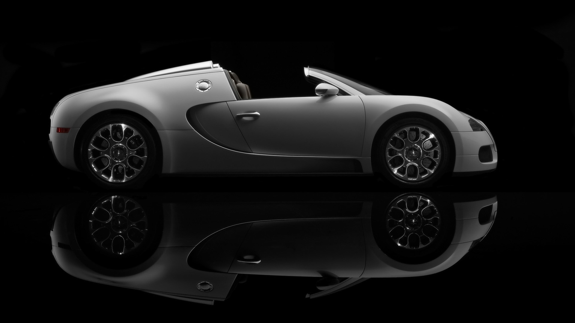 Bugatti Veyron 16.4 Grand Sport Production 2009 Version - Side Topless for 1920 x 1080 HDTV 1080p resolution