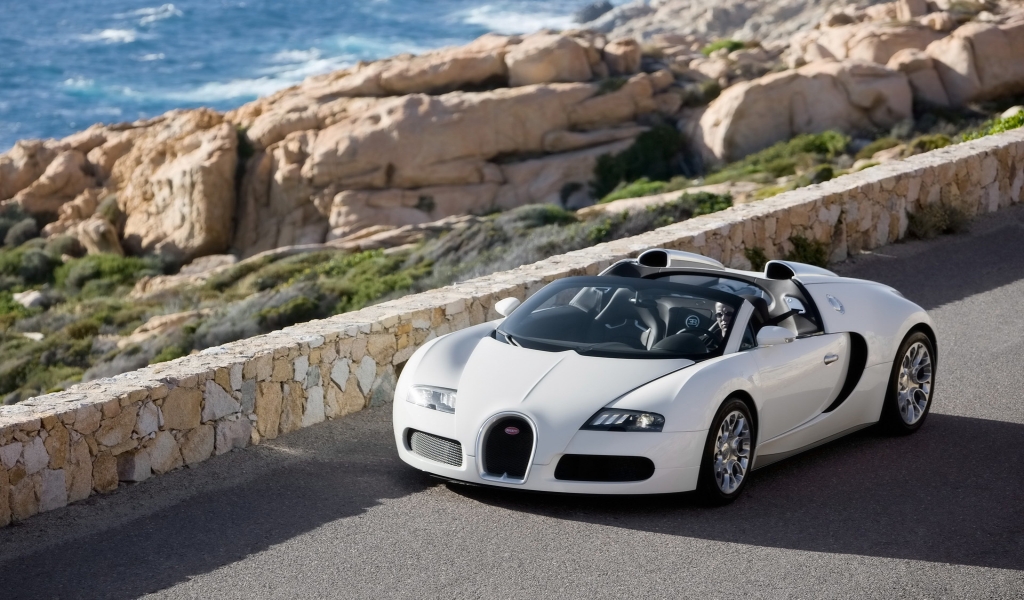 Bugatti Veyron 16.4 Grand Sport Production Version 2009 for 1024 x 600 widescreen resolution