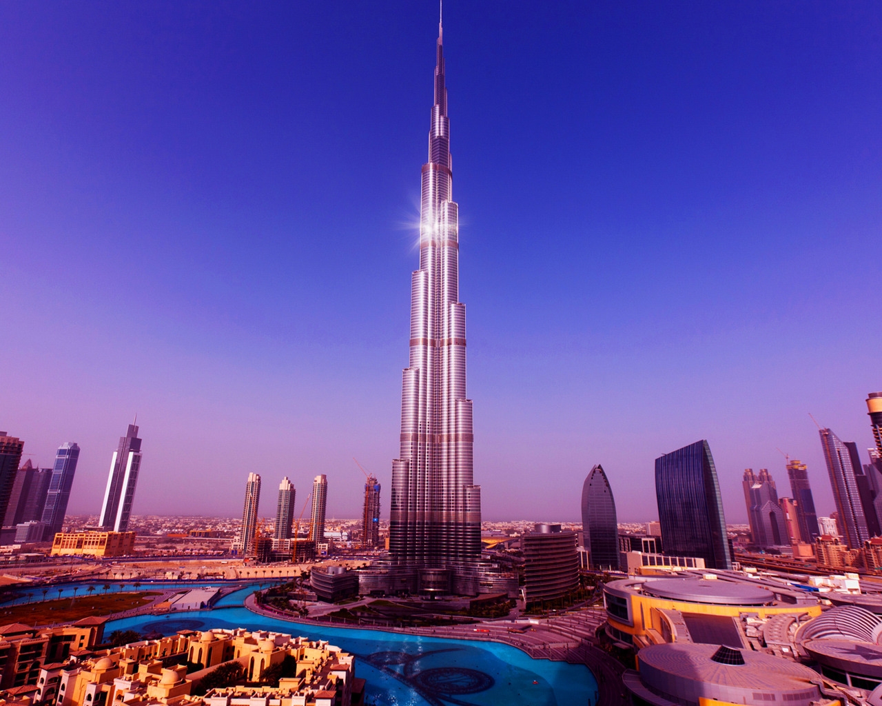 Burj Khalifa Tower Dubai for 1280 x 1024 resolution