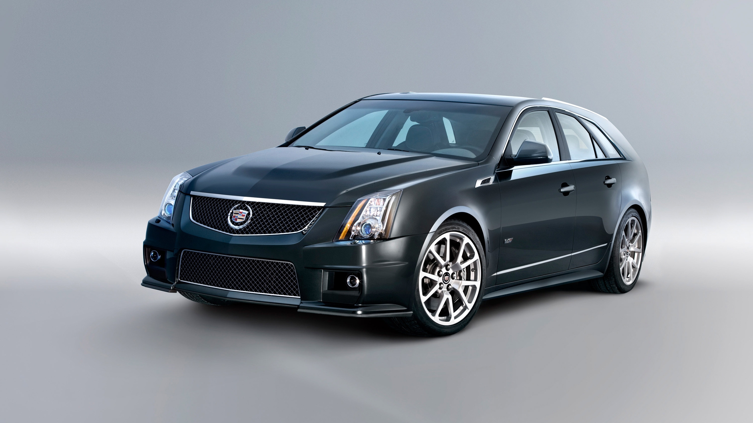 Cadillac CTS V Sport Wagon for 2560x1440 HDTV resolution