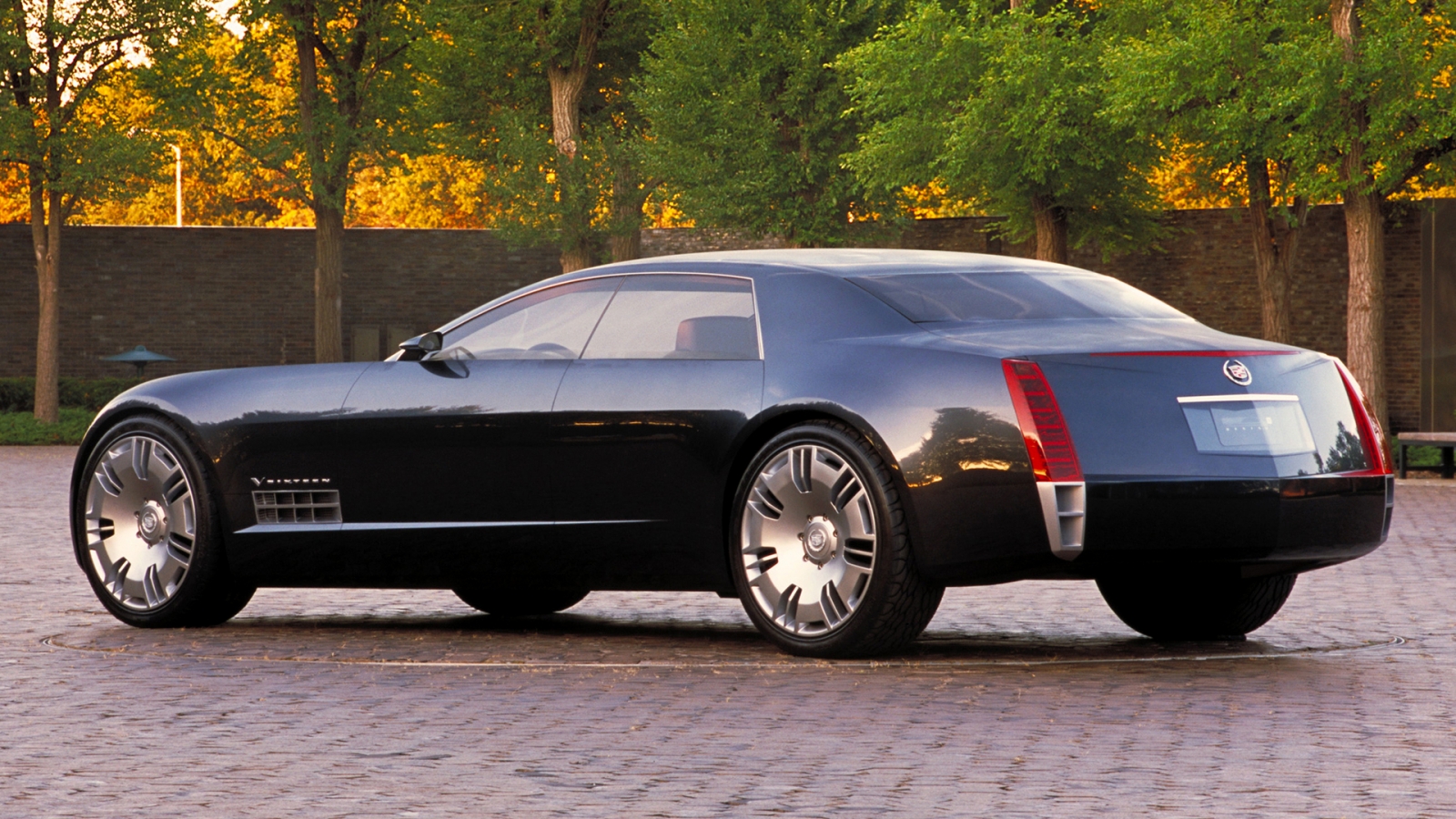 Cadillac Sixteen Concept for 1600 x 900 HDTV resolution