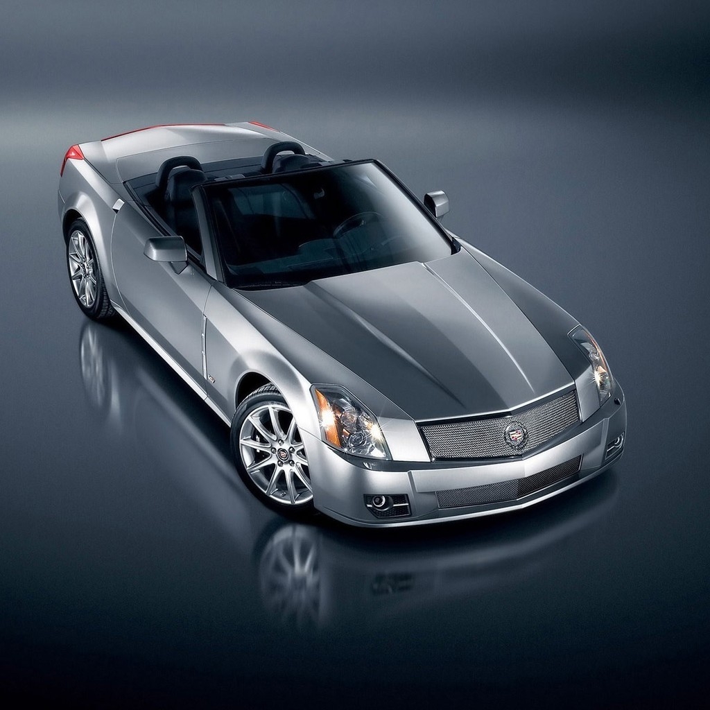 Cadillac XLR Coupe for 1024 x 1024 iPad resolution