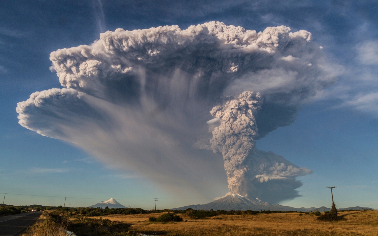Calbuco Volcano Eruption for 1280 x 800 widescreen resolution