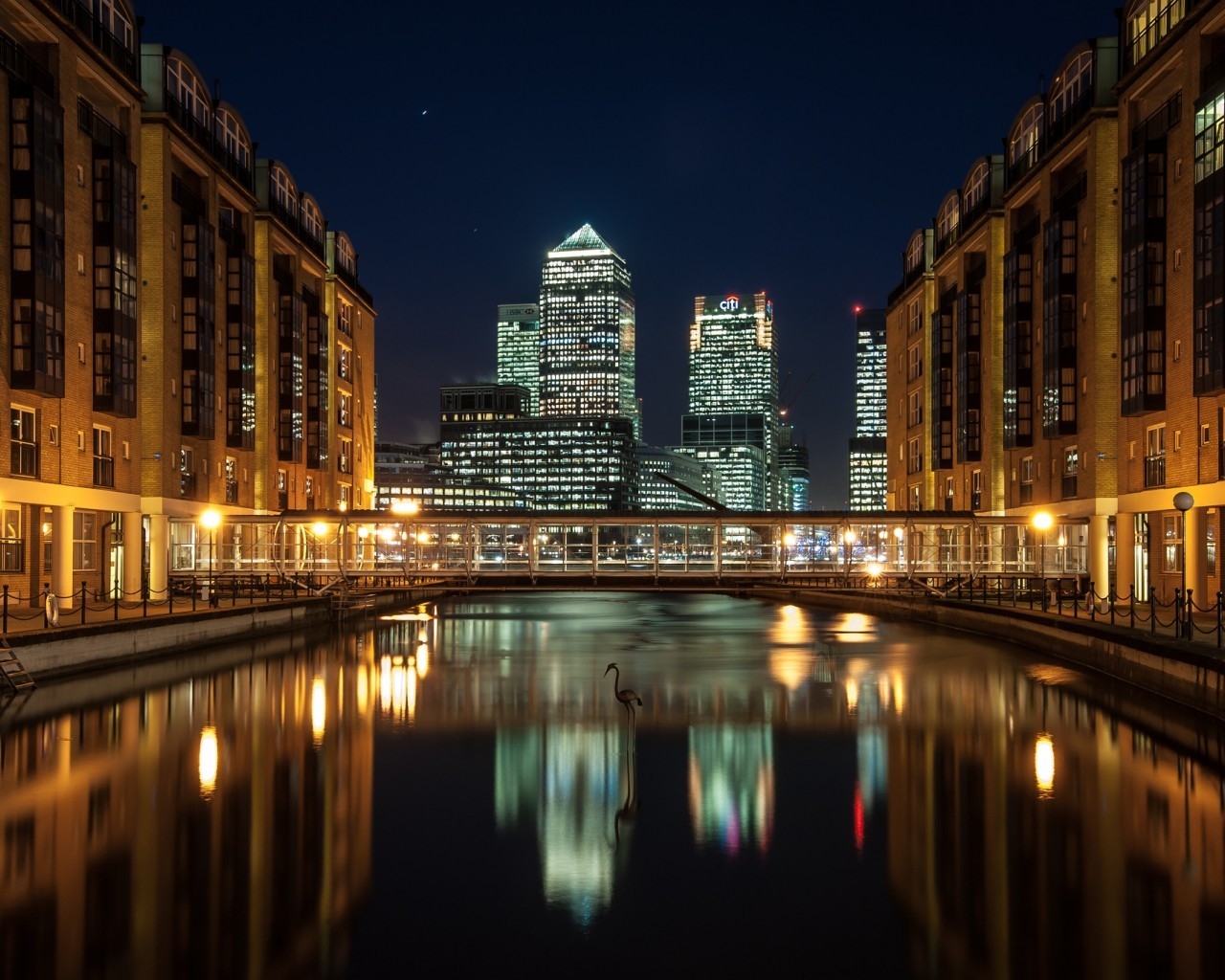 Canary Wharf View for 1280 x 1024 resolution