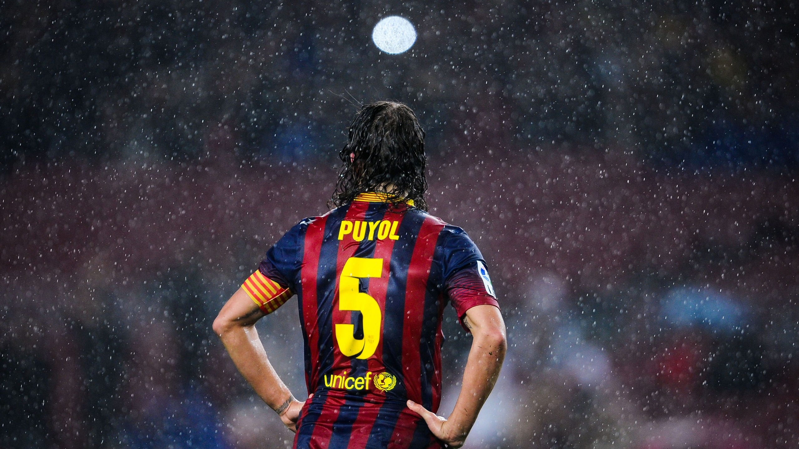 Carles Puyol Rain for 2560x1440 HDTV resolution