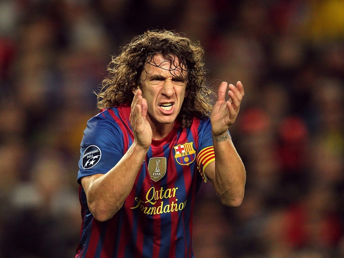 Carles Puyol Urging for 1152 x 864 resolution