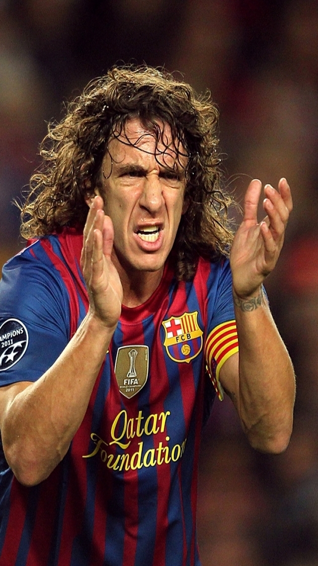 Carles Puyol Urging for 640 x 1136 iPhone 5 resolution