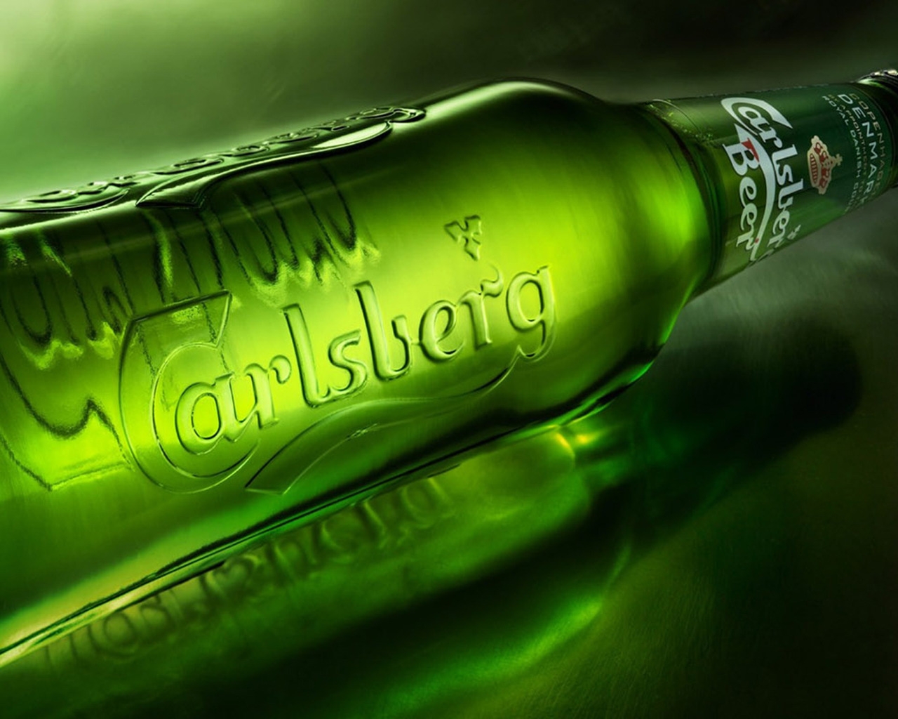Carlsberg Bottle for 1280 x 1024 resolution