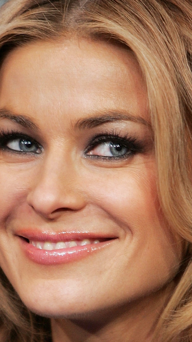 Carmen Electra Big Smile for 640 x 1136 iPhone 5 resolution