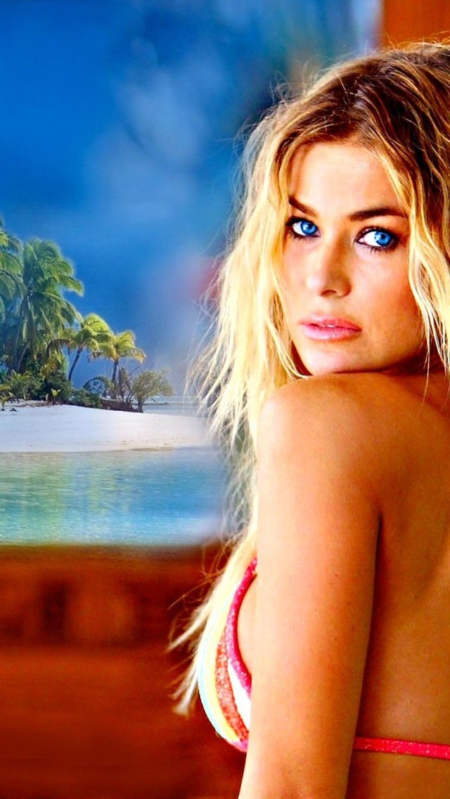 Carmen Electra Blue Eyes for 640 x 1136 iPhone 5 resolution