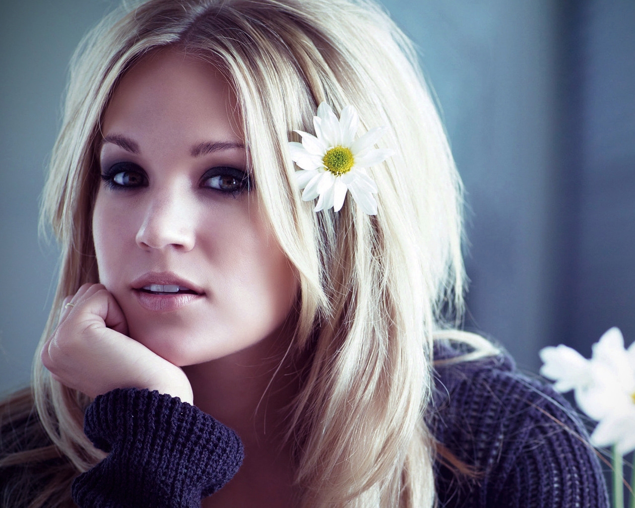 Carrie Underwood Beautiful for 1280 x 1024 resolution