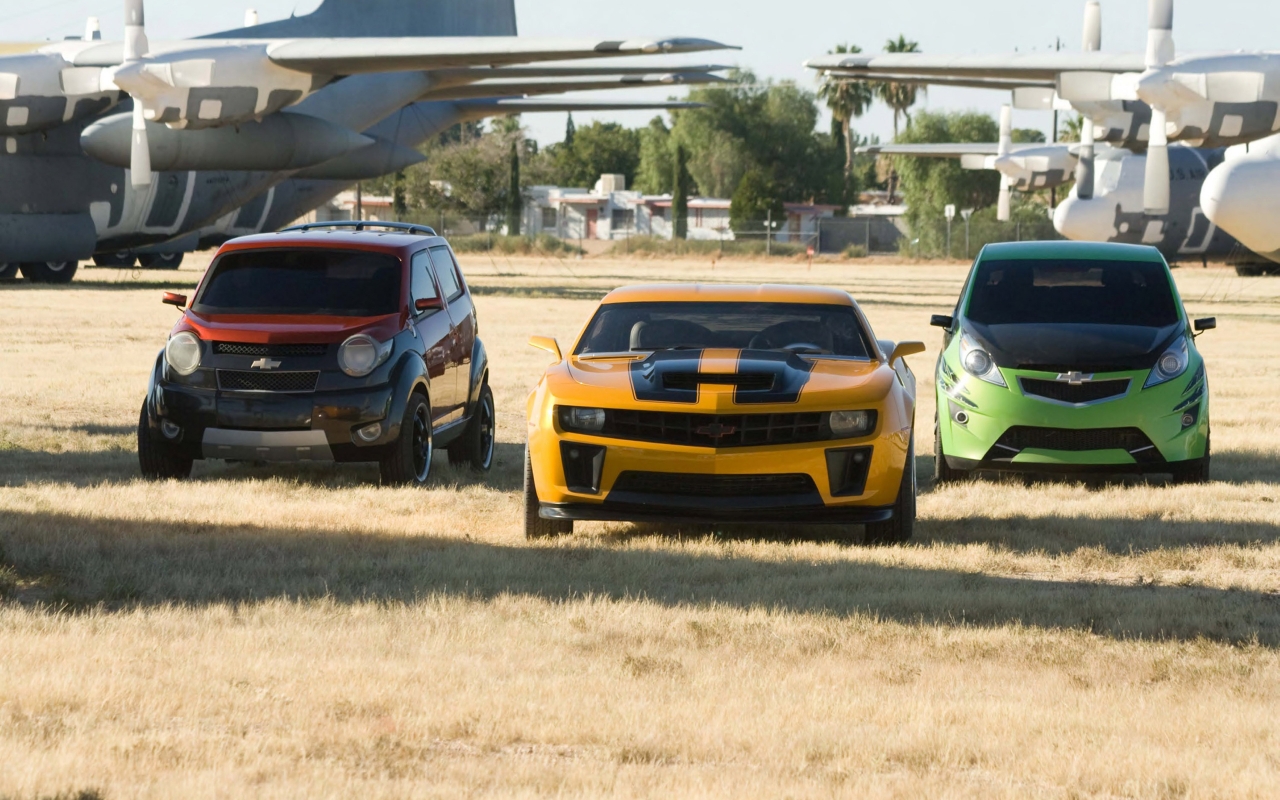 Cars from Transformers for 1280 x 800 widescreen resolution