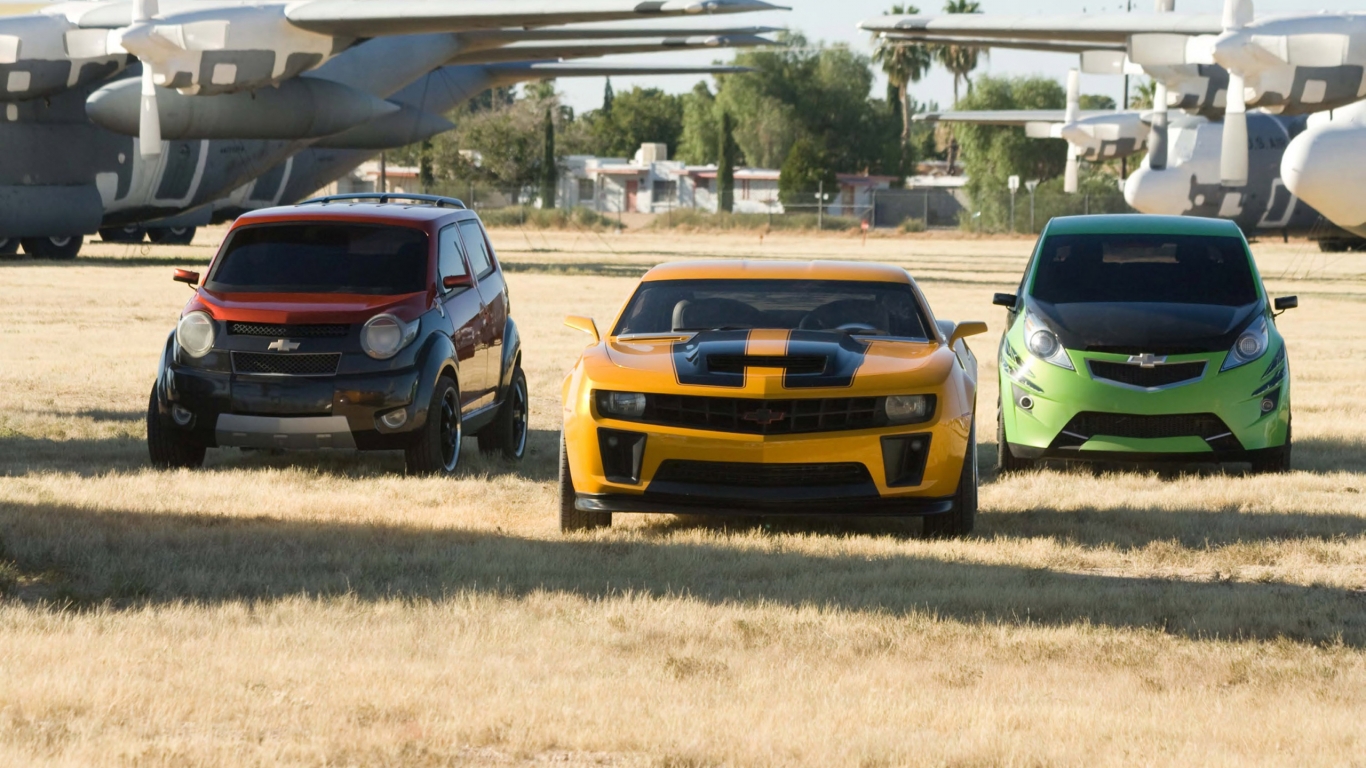 Cars from Transformers for 1366 x 768 HDTV resolution