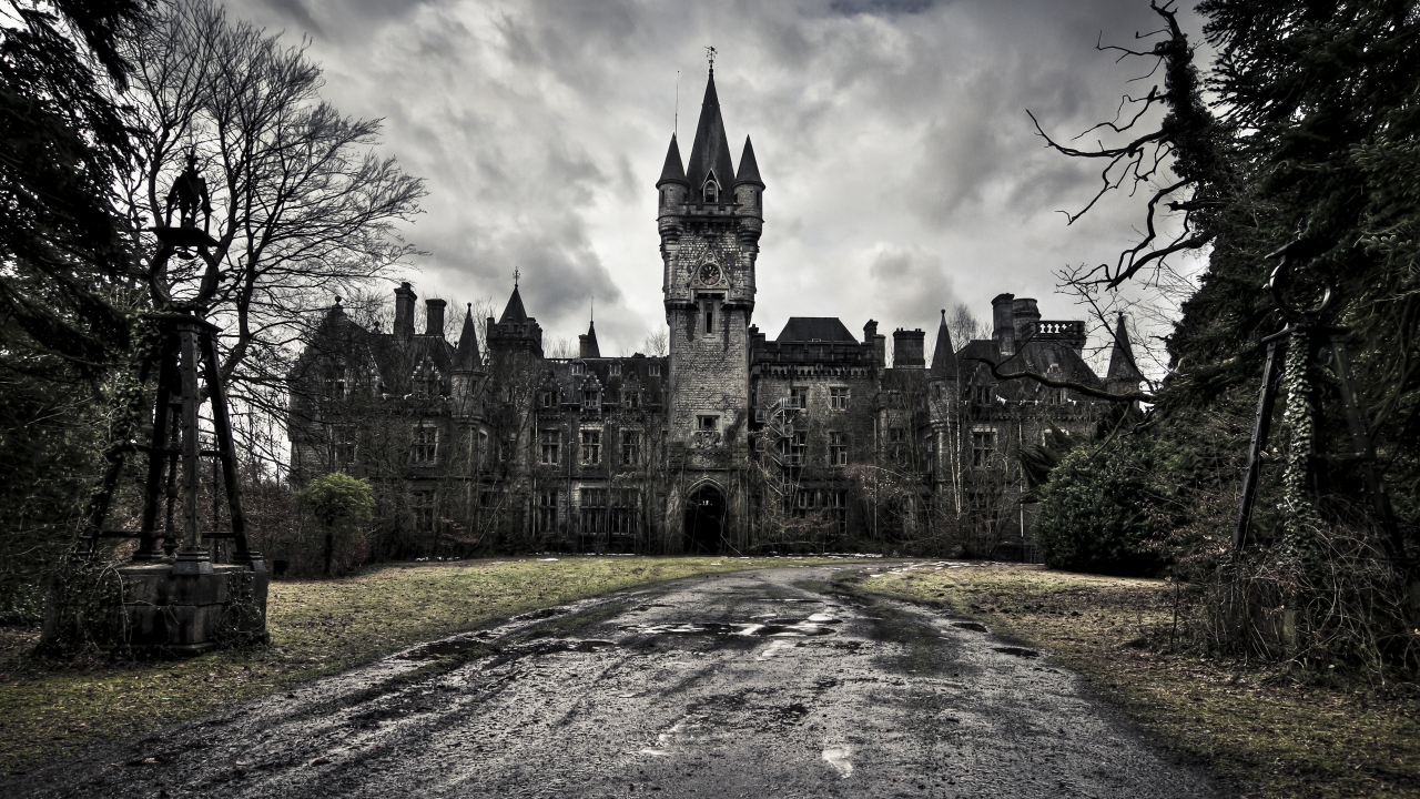 Castle of Decay for 1280 x 720 HDTV 720p resolution