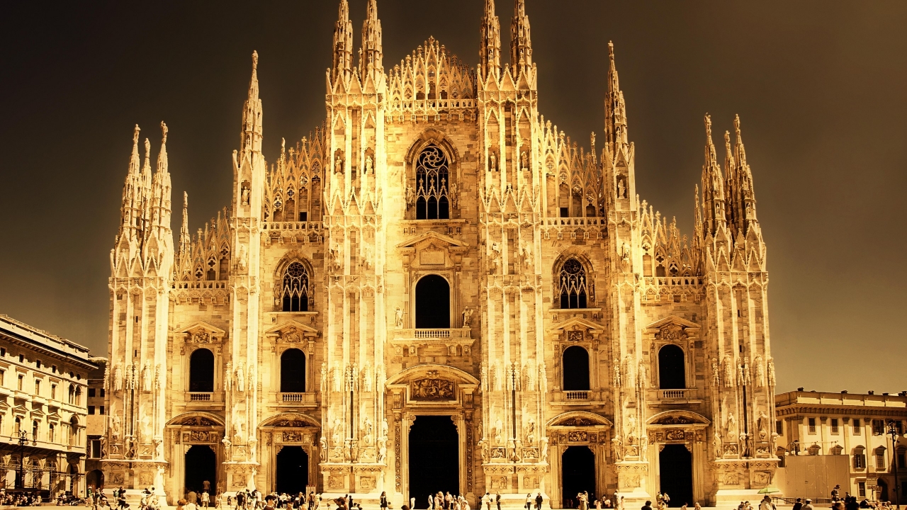 Cathedral in Milan for 1280 x 720 HDTV 720p resolution