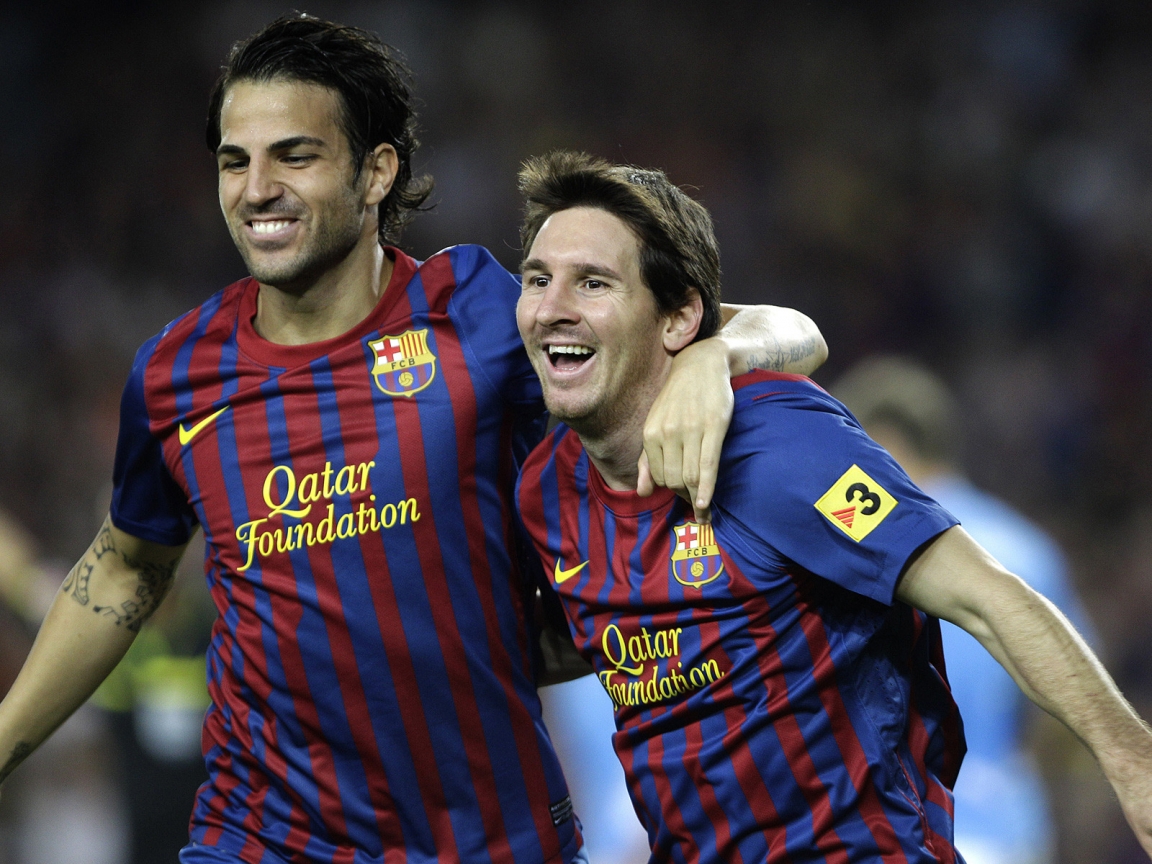 Cesc Fabregas and Lionel Messi for 1152 x 864 resolution