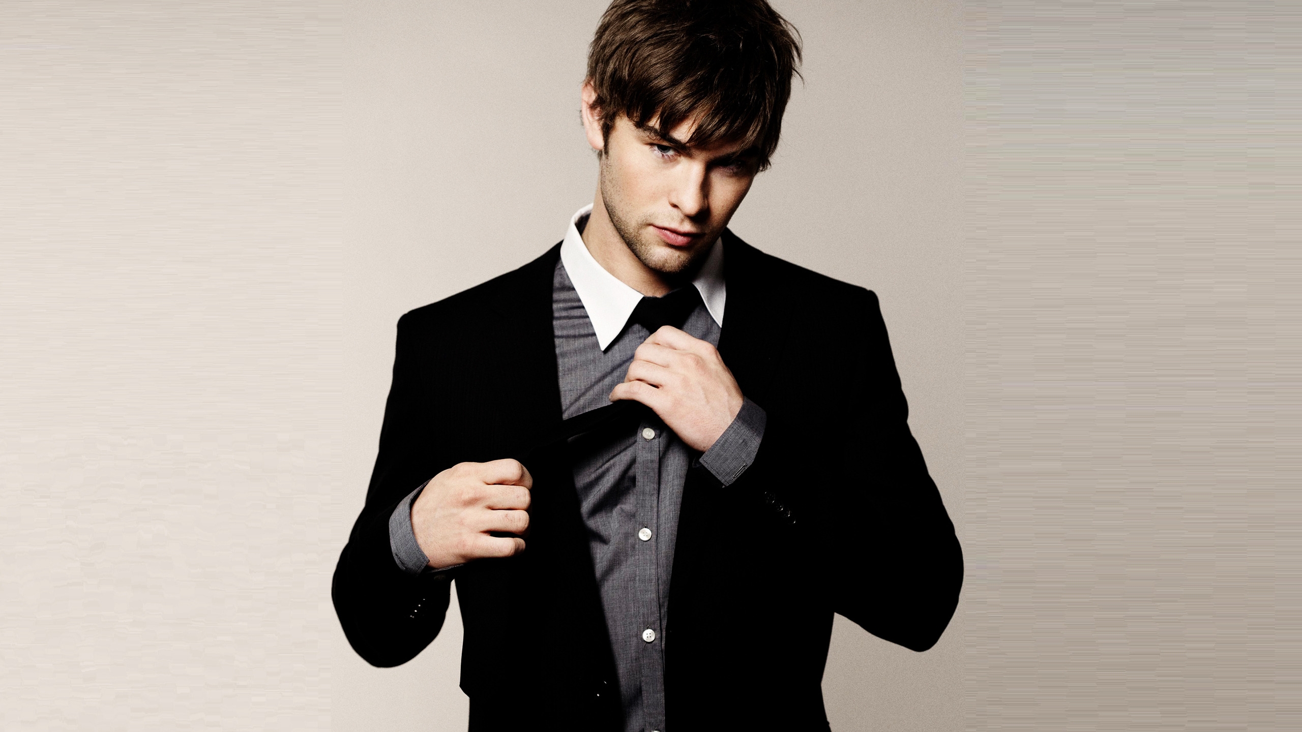 Chace Crawford Casual Look for 2560x1440 HDTV resolution