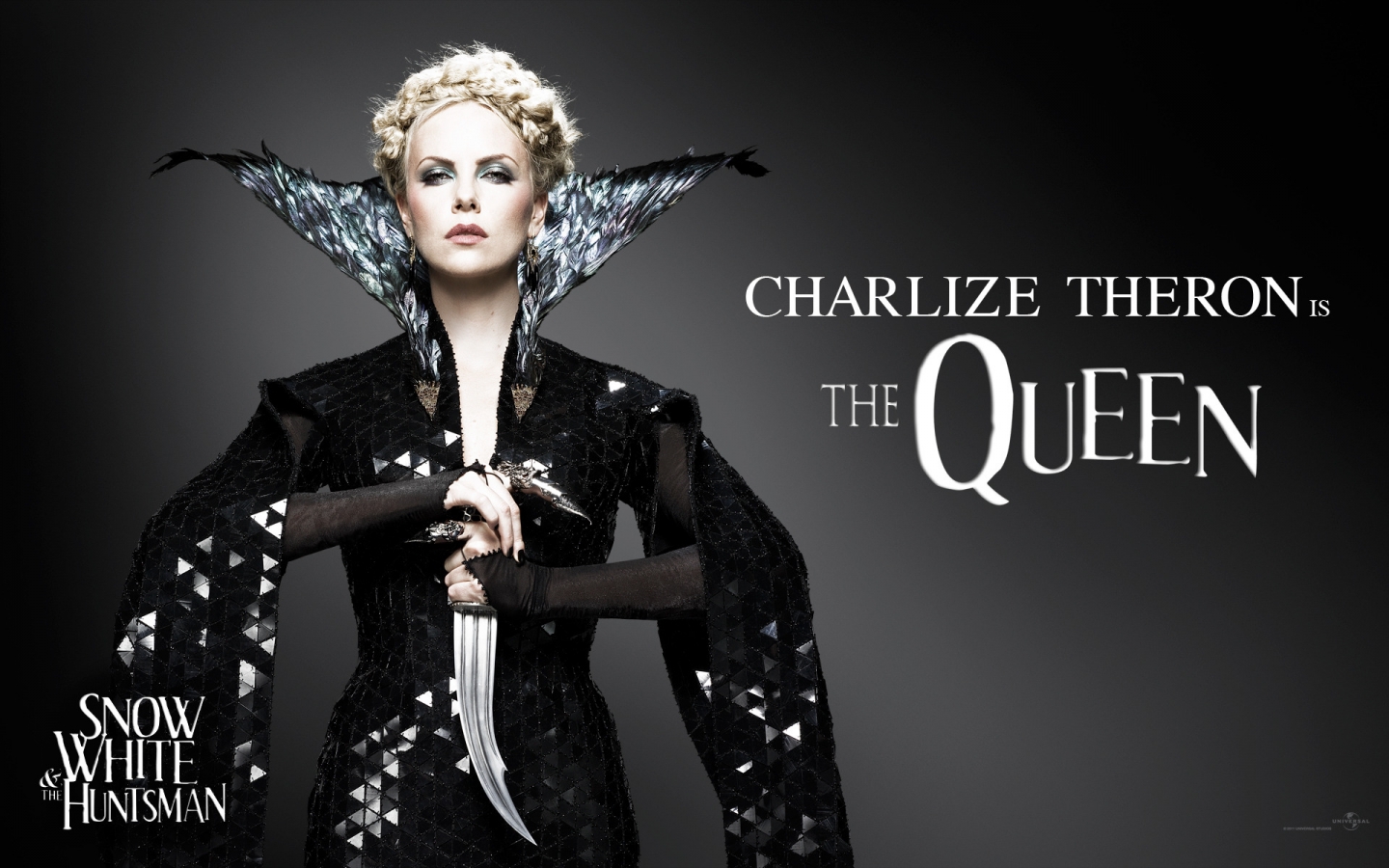 Charlize Theron The Queen for 1440 x 900 widescreen resolution