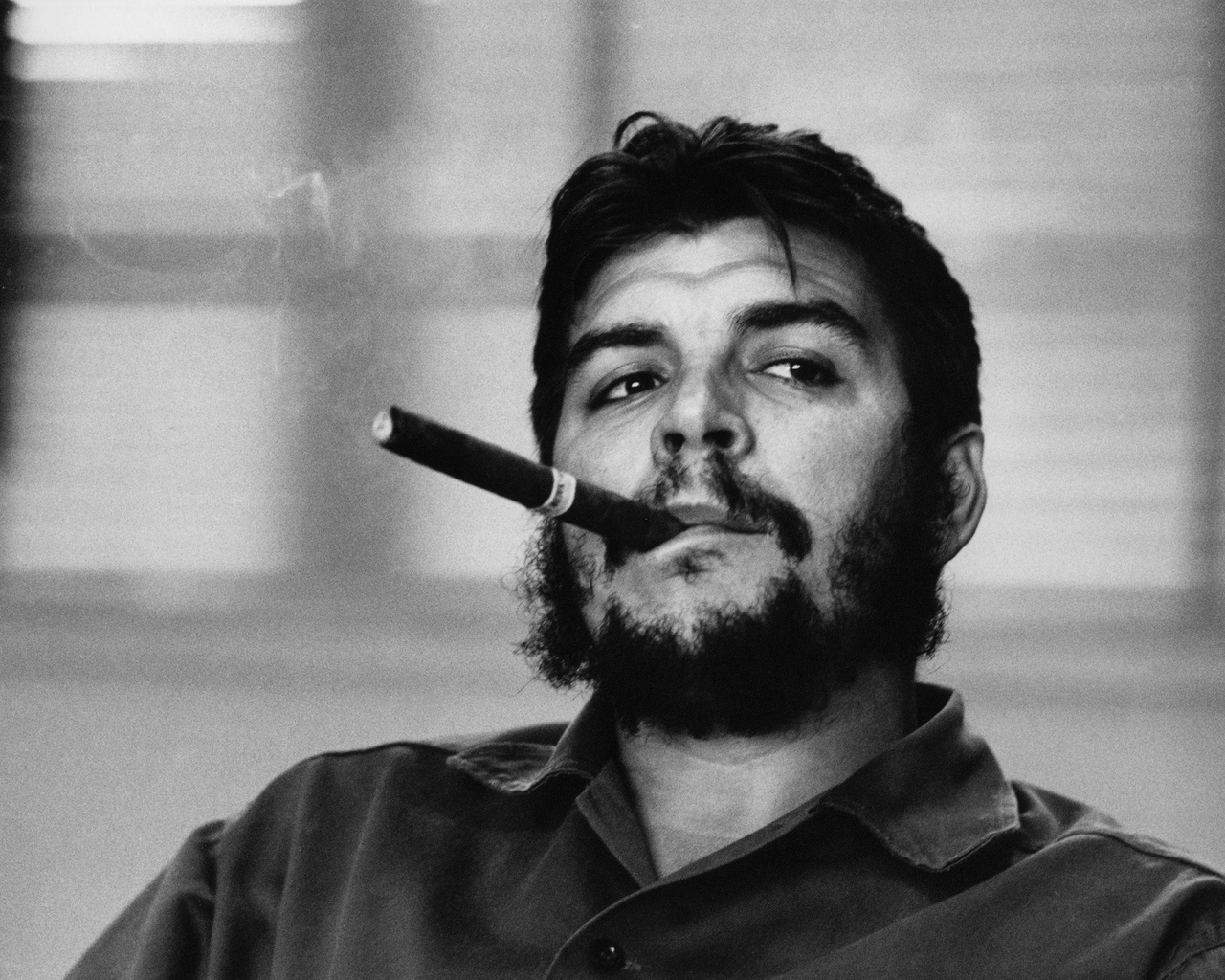 Che Guevara Short Hair for 1280 x 1024 resolution
