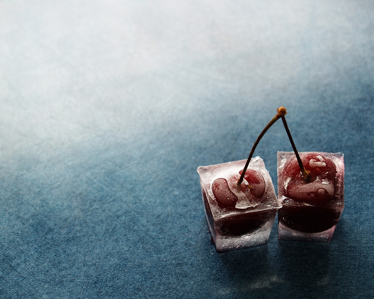 Cherries in Ice for 1280 x 1024 resolution