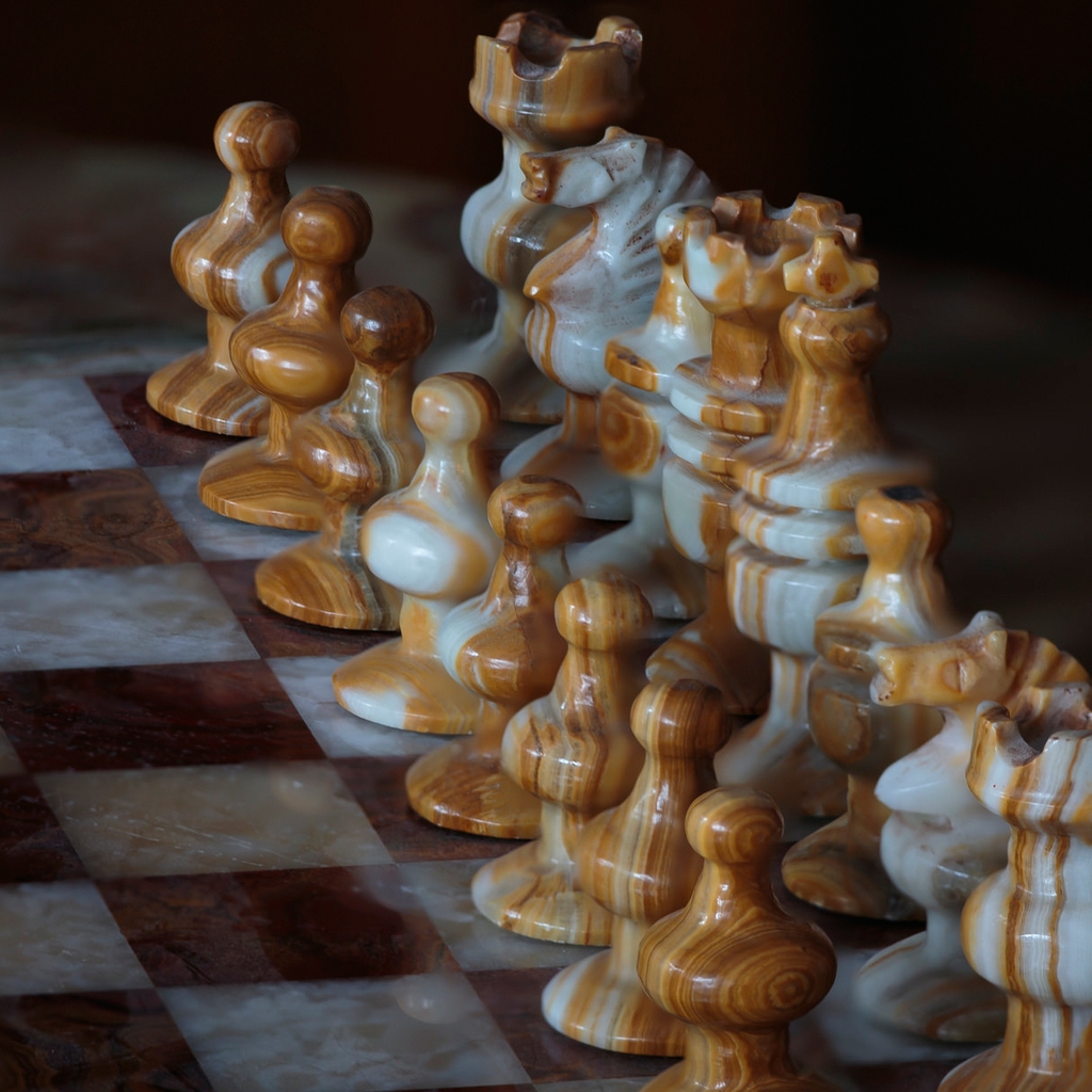 Chess Pieces for 1024 x 1024 iPad resolution