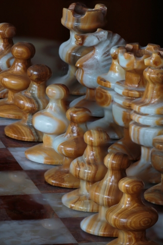 Chess Pieces for 320 x 480 iPhone resolution