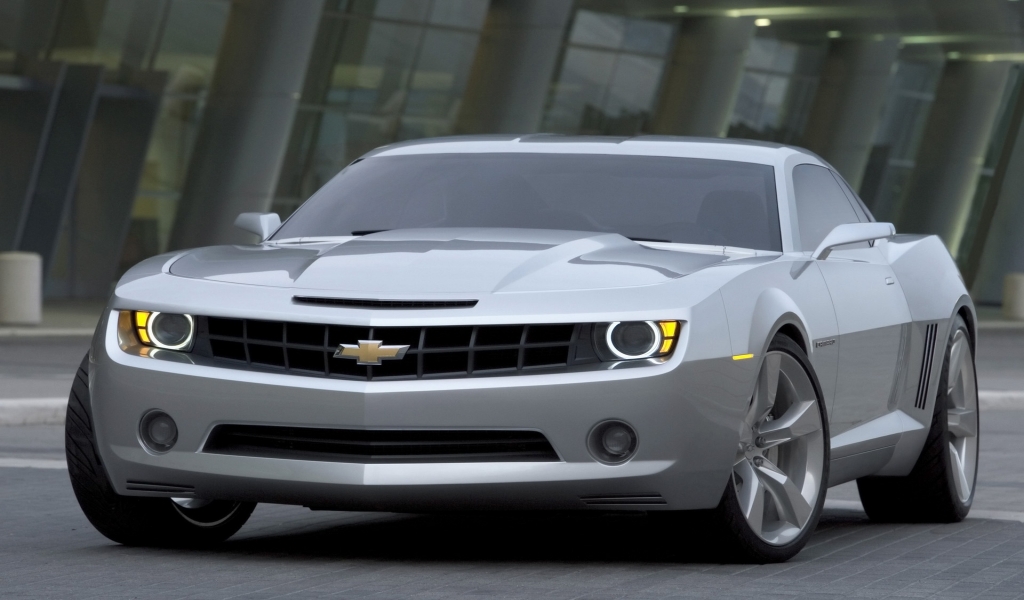 Chevrolet Camaro Front Angle for 1024 x 600 widescreen resolution