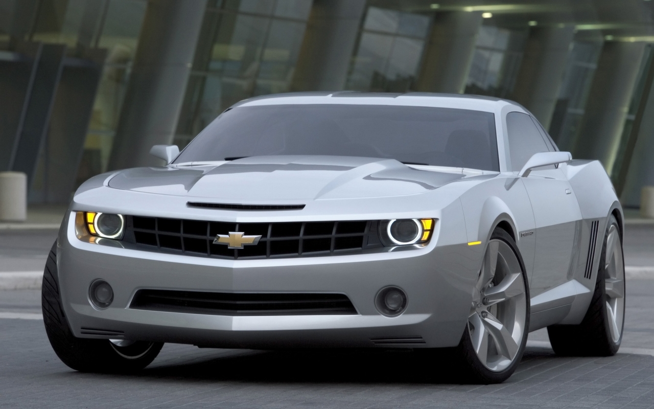Chevrolet Camaro Front Angle for 1280 x 800 widescreen resolution