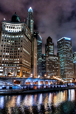 Chicago Night Lights for 320 x 480 iPhone resolution