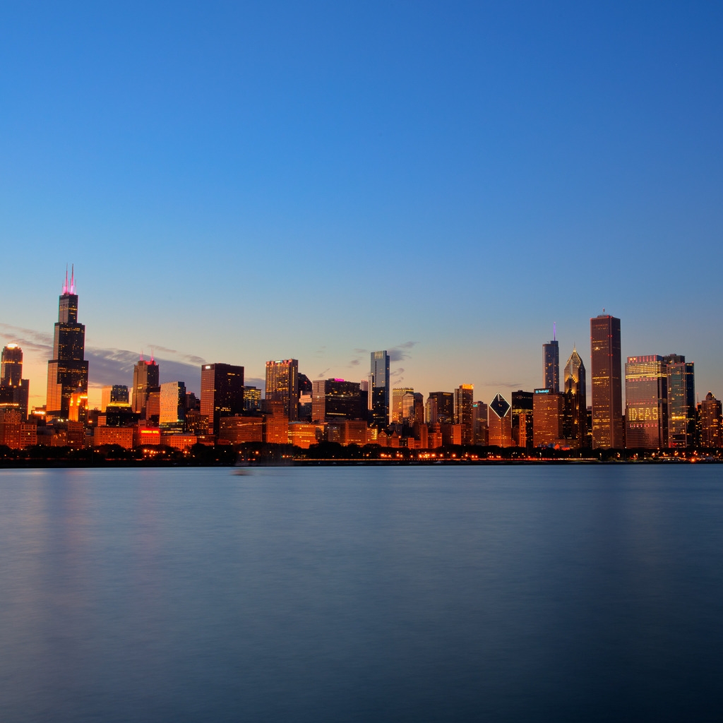 Chicago Skyline for 1024 x 1024 iPad resolution