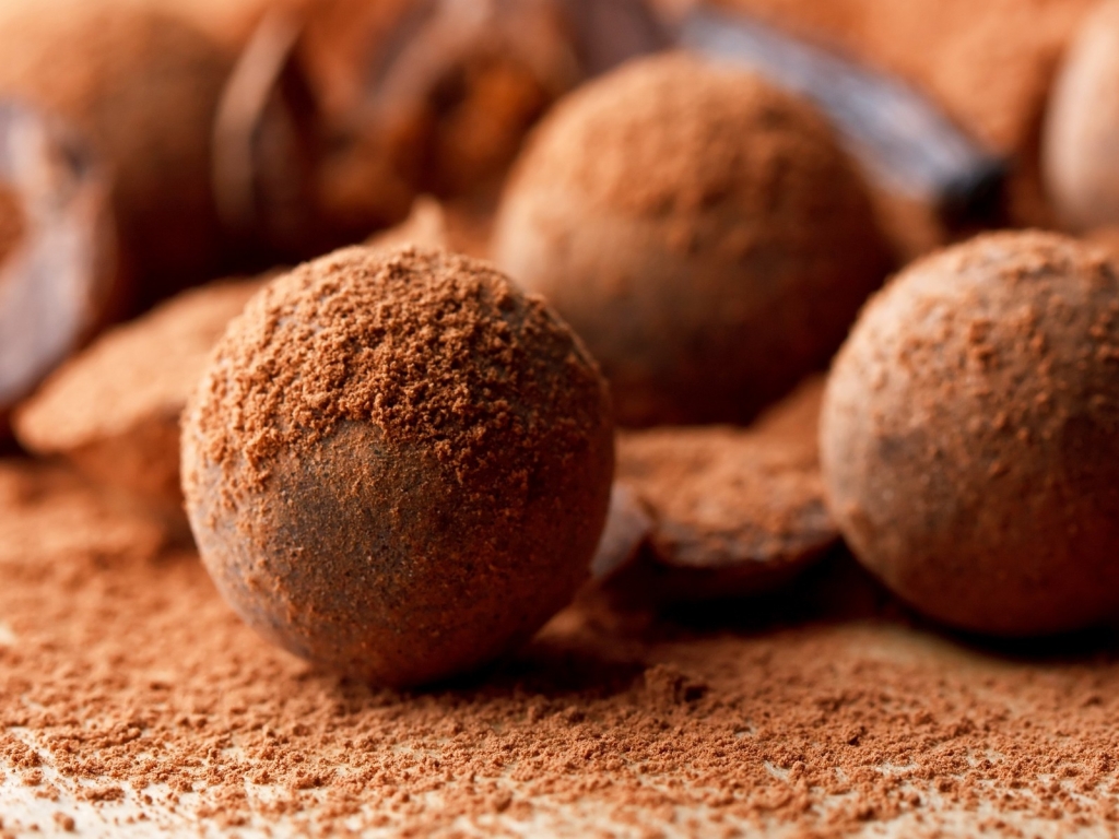 Chocolate Truffles for 1024 x 768 resolution