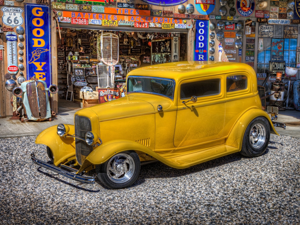 Classic Yellow Ford for 1024 x 768 resolution