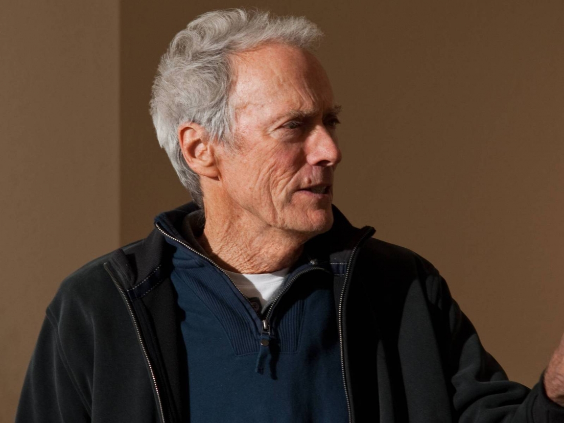 Clint Eastwood Close-Up for 1152 x 864 resolution