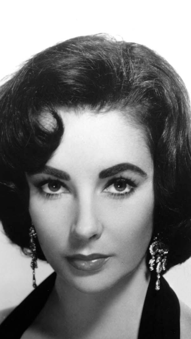 Close Up Elizabeth Taylor for 640 x 1136 iPhone 5 resolution