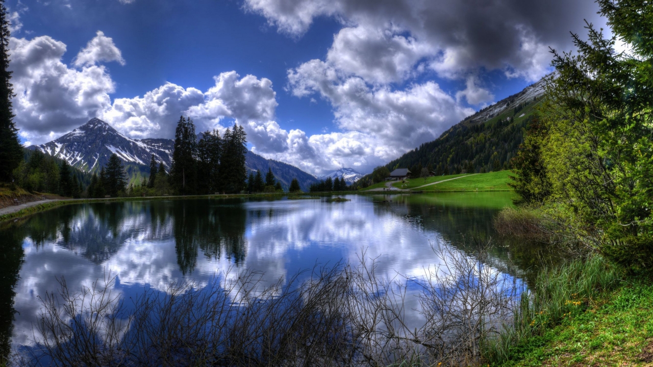 Clouds Lake Reflection for 1280 x 720 HDTV 720p resolution