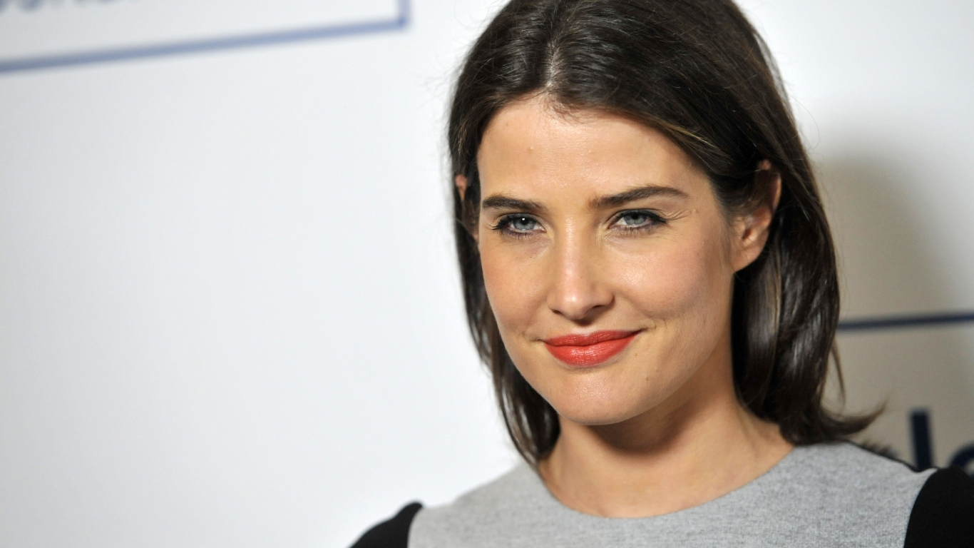 Cobie Smulders for 1366 x 768 HDTV resolution