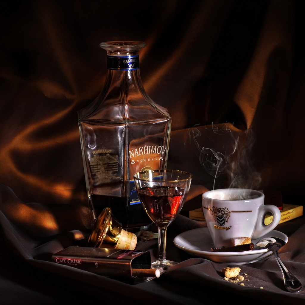Cognac and Coffe for 1024 x 1024 iPad resolution