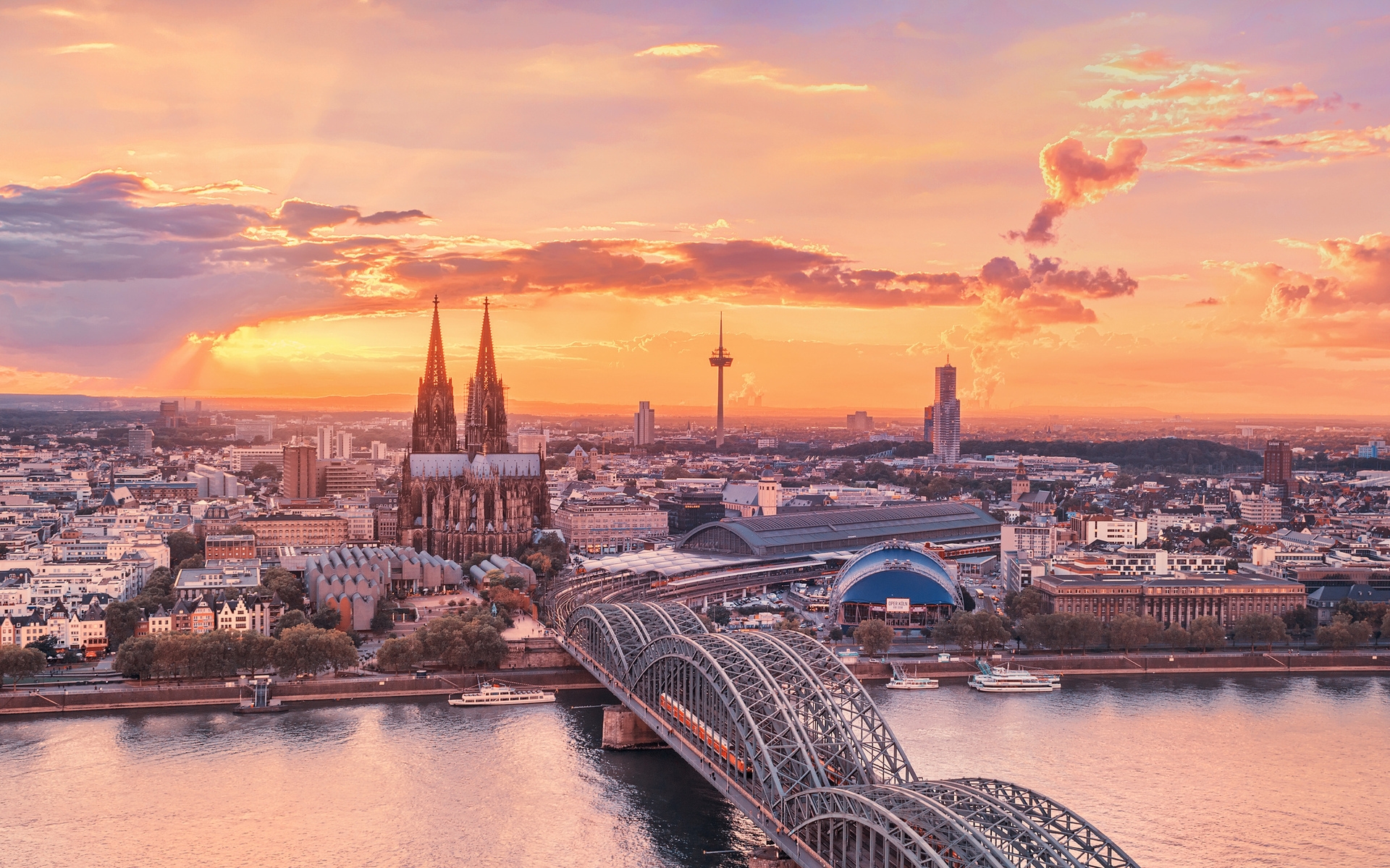 Cologne City for 1920 x 1200 widescreen resolution