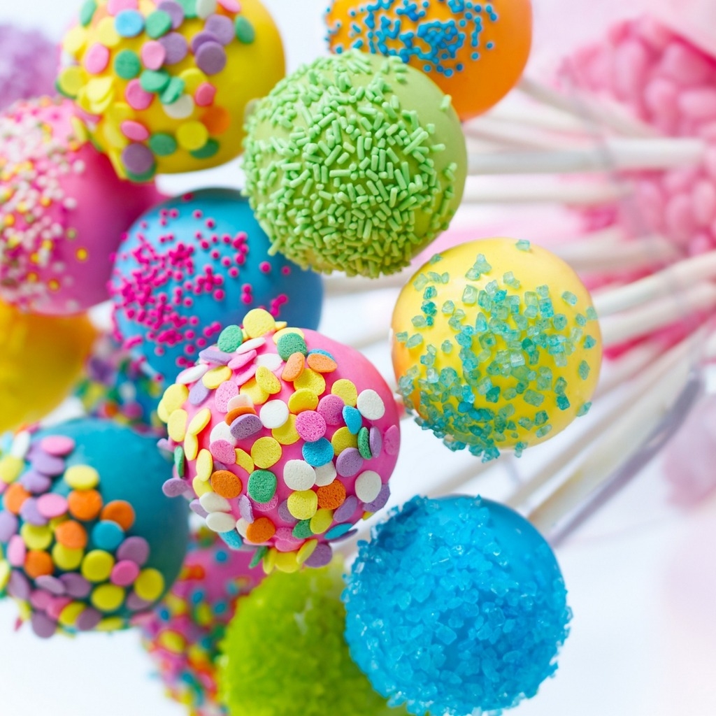Colored Candies  for 1024 x 1024 iPad resolution