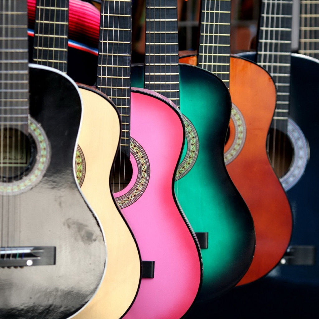 Colored Guitars for 1024 x 1024 iPad resolution