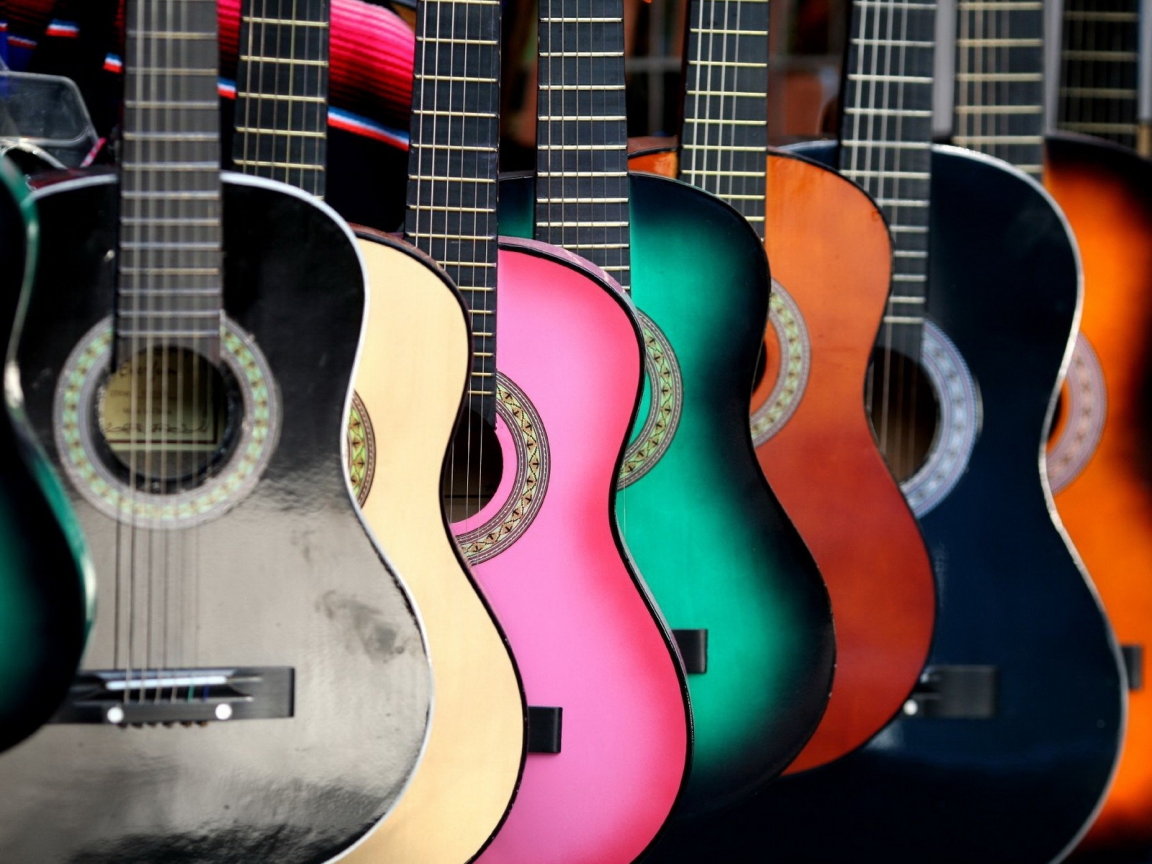 Colored Guitars for 1152 x 864 resolution