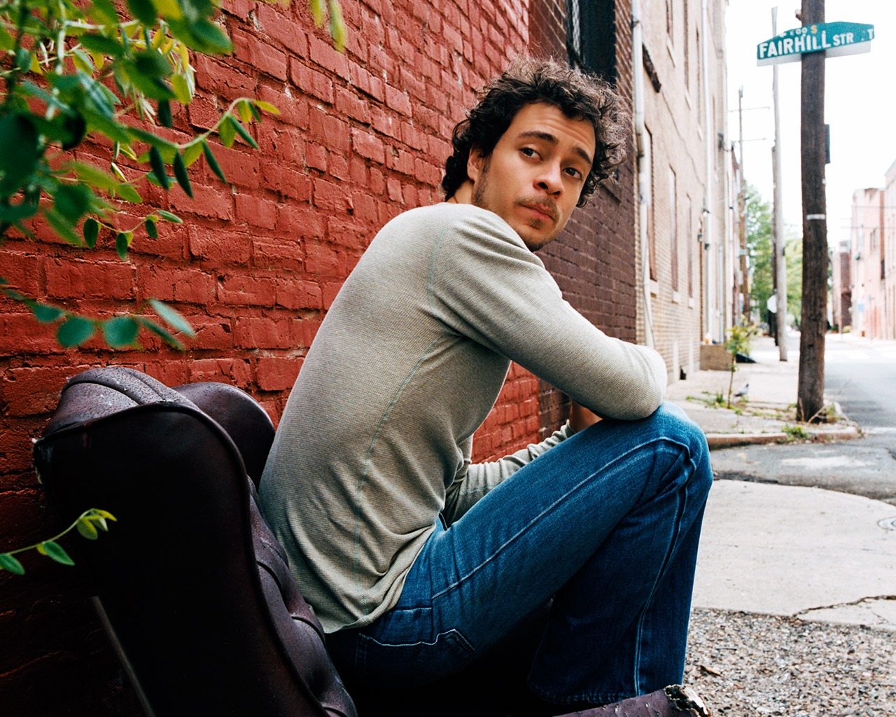 Cool Amos Lee for 1280 x 1024 resolution