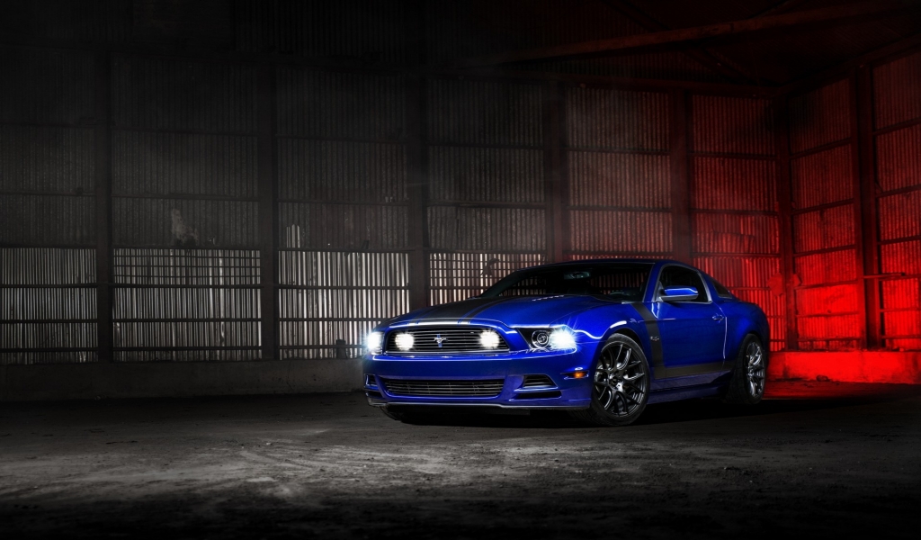 Cool Blue Ford Mustang for 1024 x 600 widescreen resolution