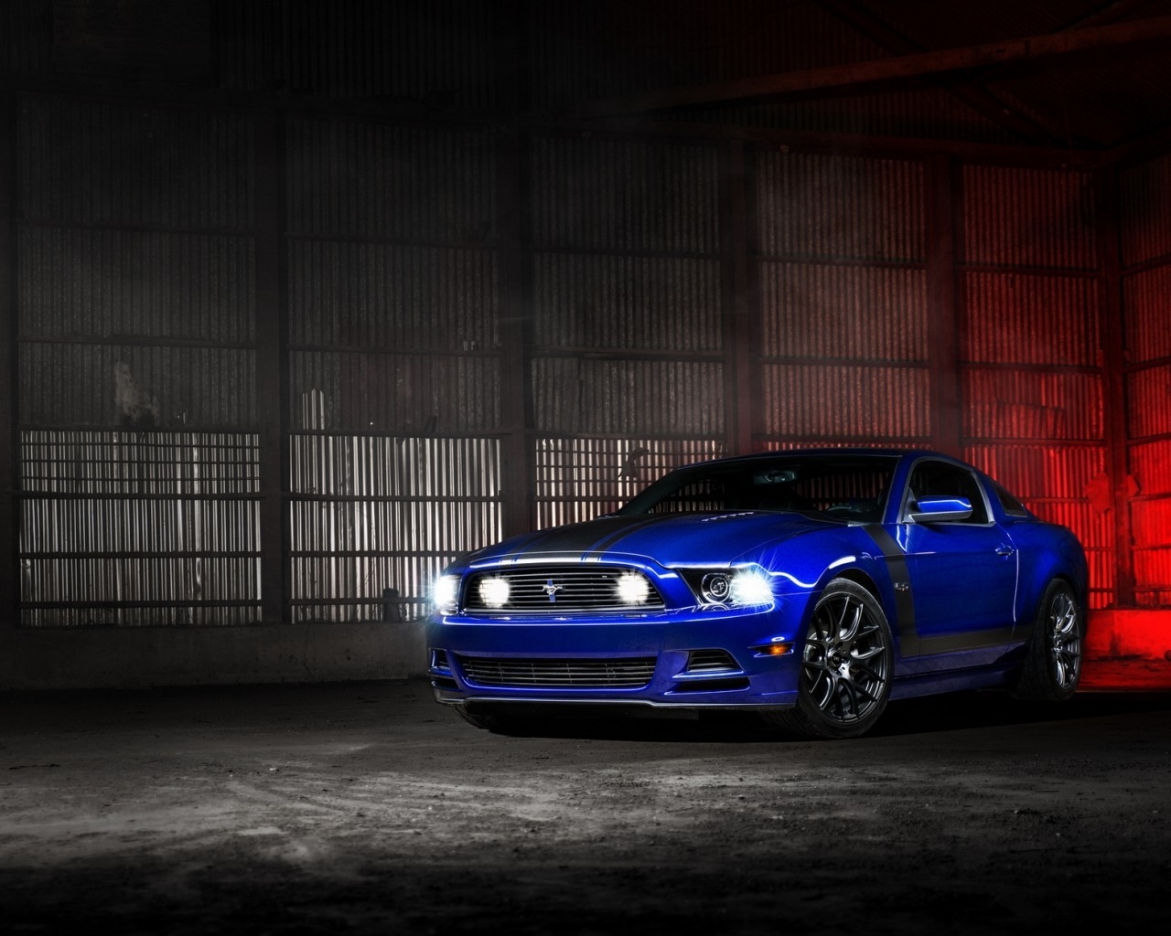 Cool Blue Ford Mustang for 1280 x 1024 resolution