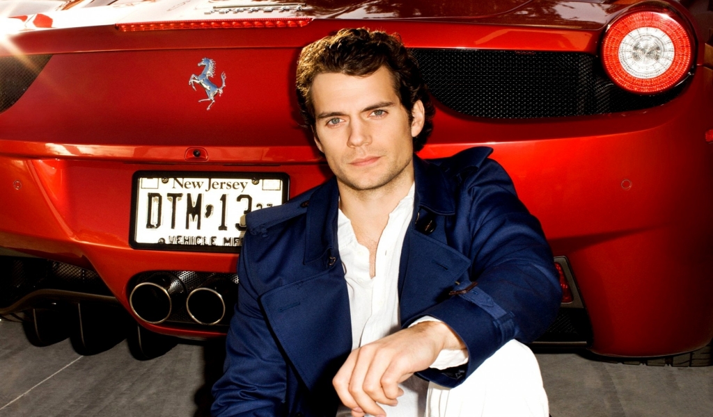 Cool Henry Cavill for 1024 x 600 widescreen resolution