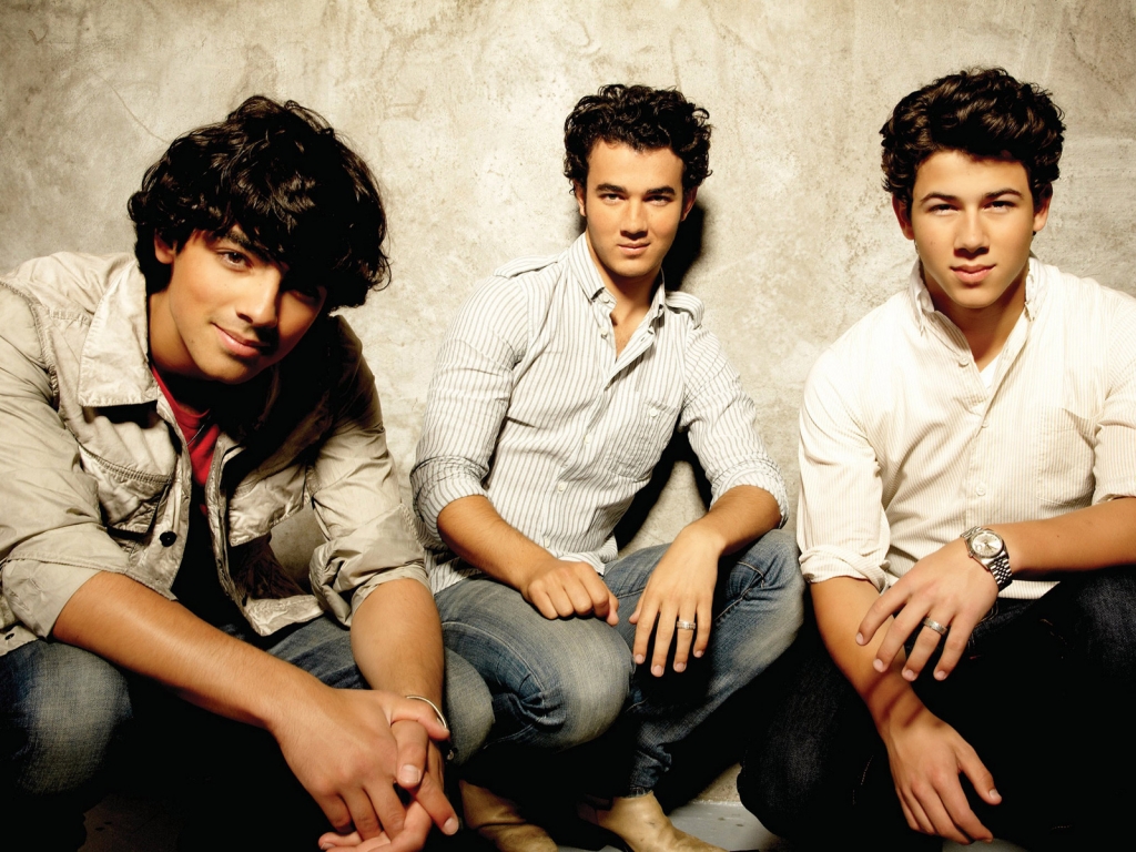 Cool Jonas Brothers for 1024 x 768 resolution