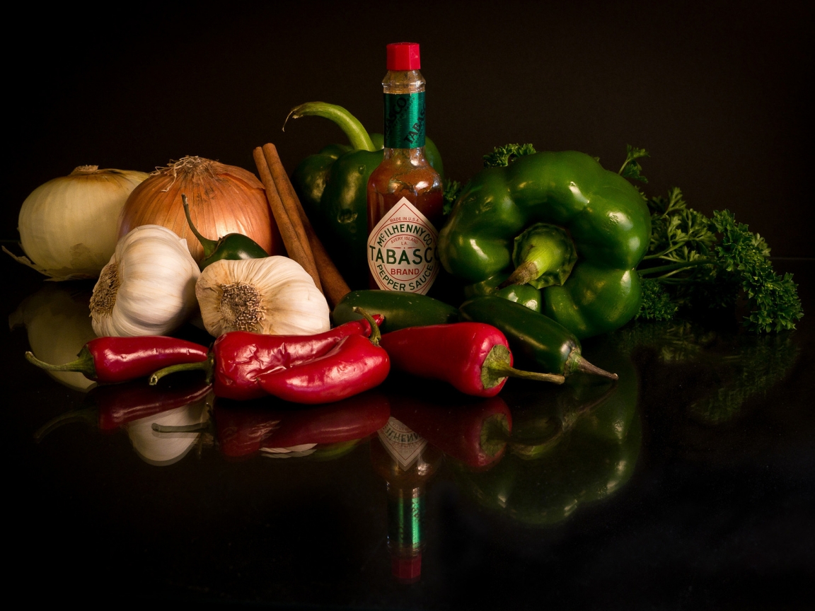 Cool Vegetables and Sauce for 1152 x 864 resolution