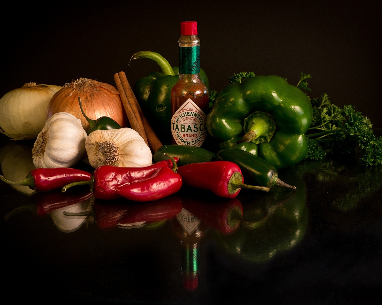 Cool Vegetables and Sauce for 1280 x 1024 resolution